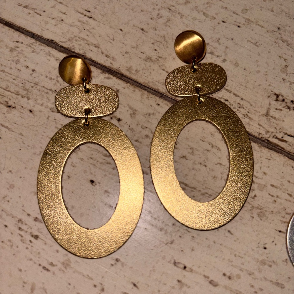 Set of 19 Nickel & Suede earrings. - Picture 14 of 16